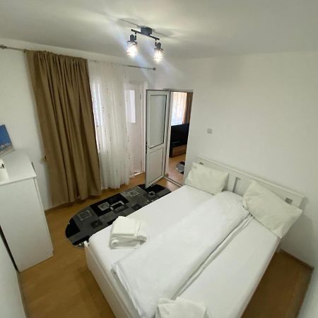 Andi 1-Apartament 2 Camere Băile Herculane Exterior photo