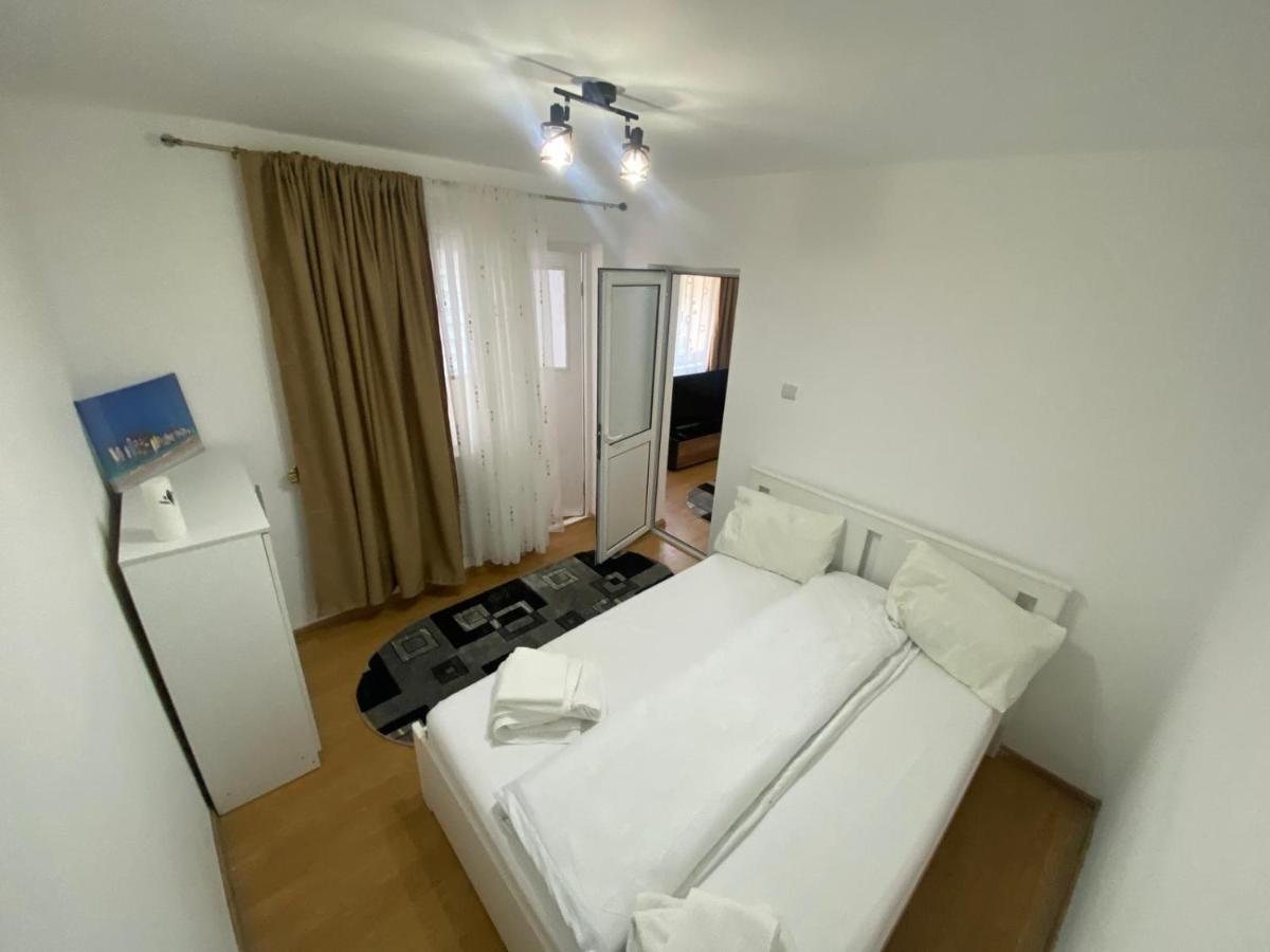 Andi 1-Apartament 2 Camere Băile Herculane Exterior photo